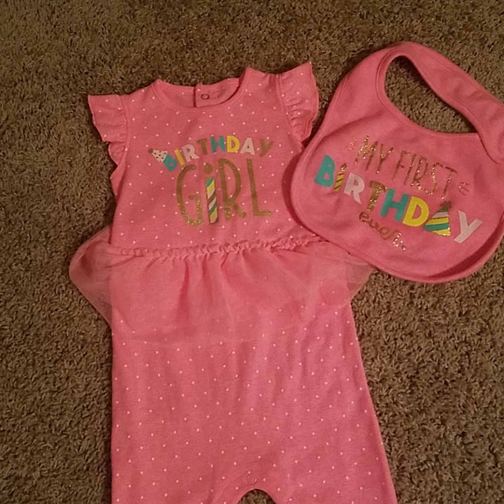 NWOT Coral 1st birthday suit with bib